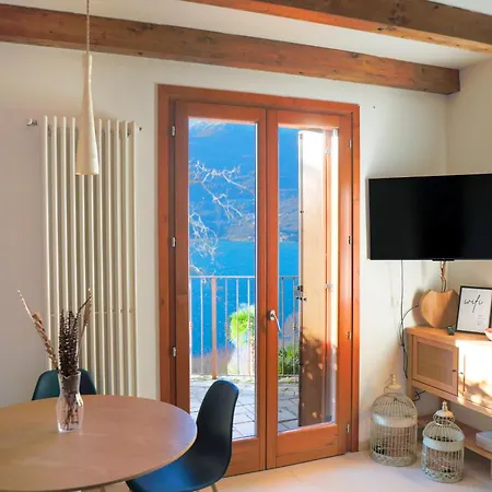 Grabbia 1 By Design